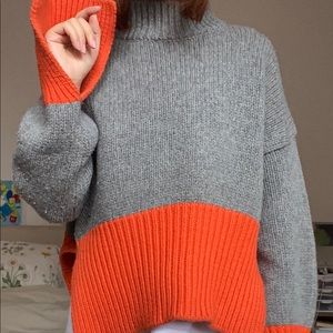 Color blocked cropped sweater